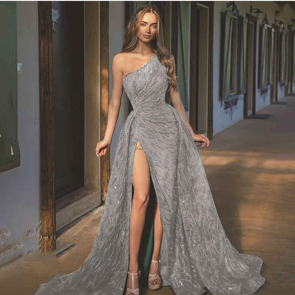 A Spring and summer new split dress dress sequined suspender evening dress