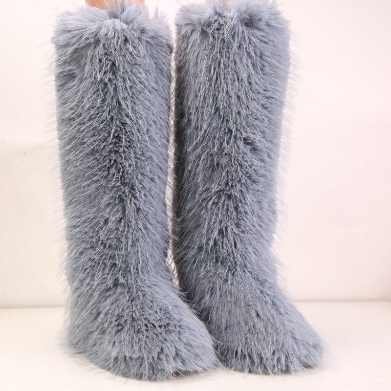 A new autumn and winter boots velvet European beautiful women boots
