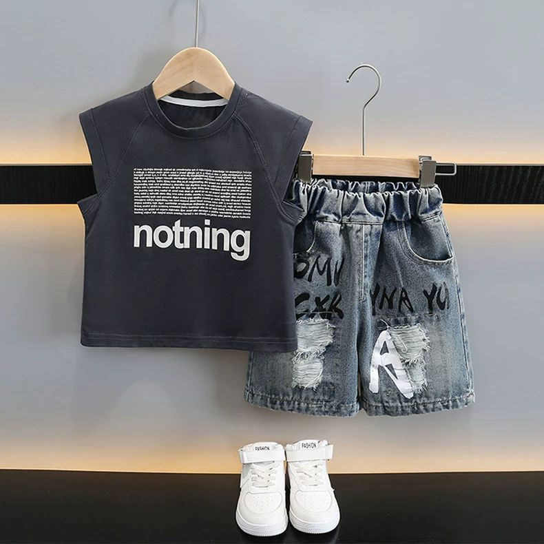 A summer vest set