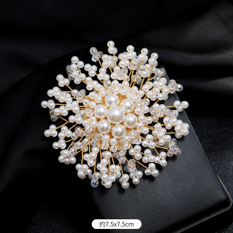 A elegant temperament luxury imitation pearl brooch women's fashion versatile snowflake pin high-end atmospheric corsage coat accessories - Mixbatch