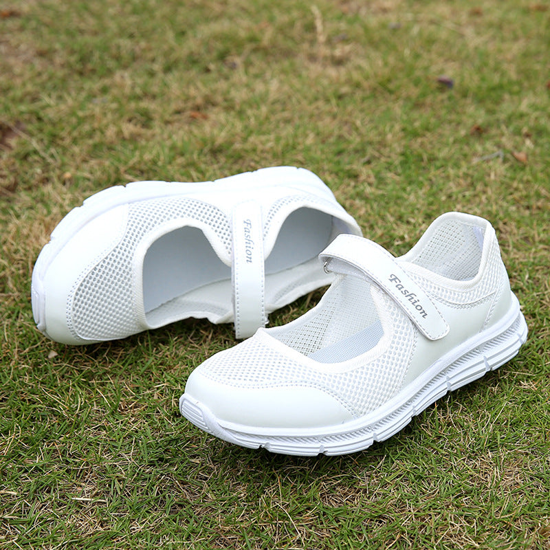 A flat shoe