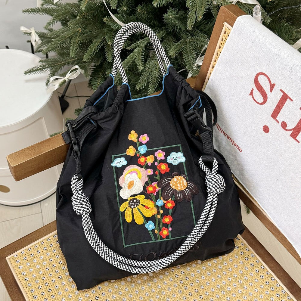 A ball chain bag handbag women's new messenger commuter armpit bag women's shoulder large capacity tote bag