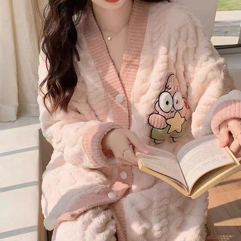 A long sleeve thermal pajamas