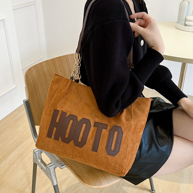 A new spring commuter tote bag