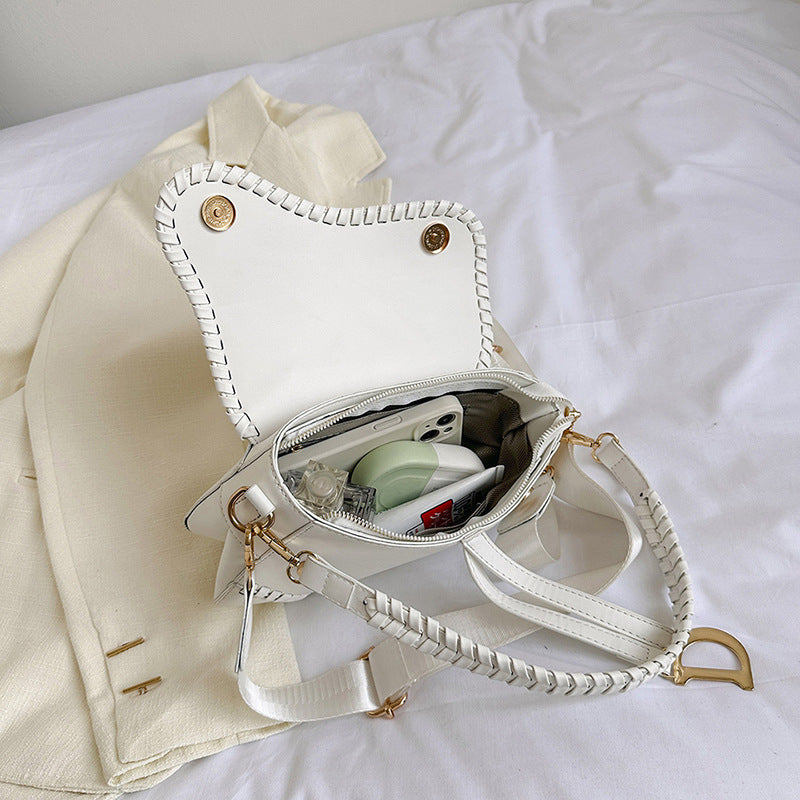 A new handbag bag women's shoulder handmade saddle bag underarm crossbody