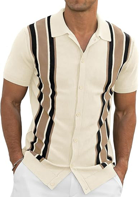 A color matching short-sleeved shirt