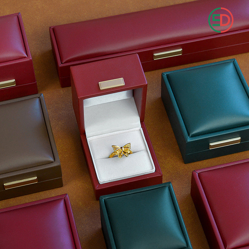 A leather high-end jewelry box