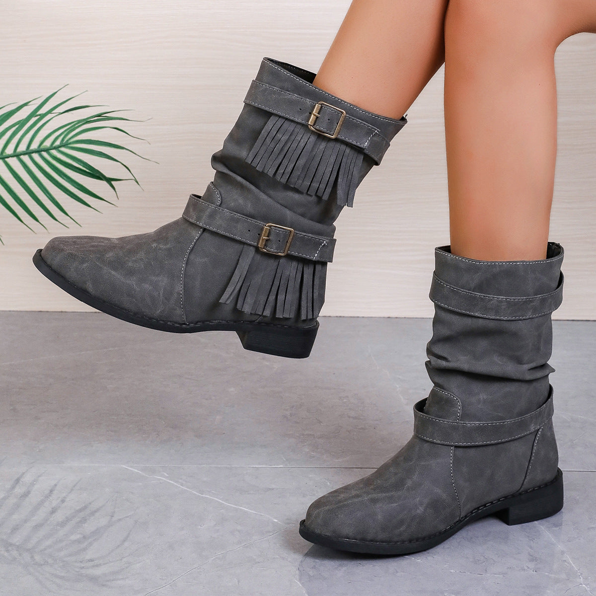 A Ladies' Shoes