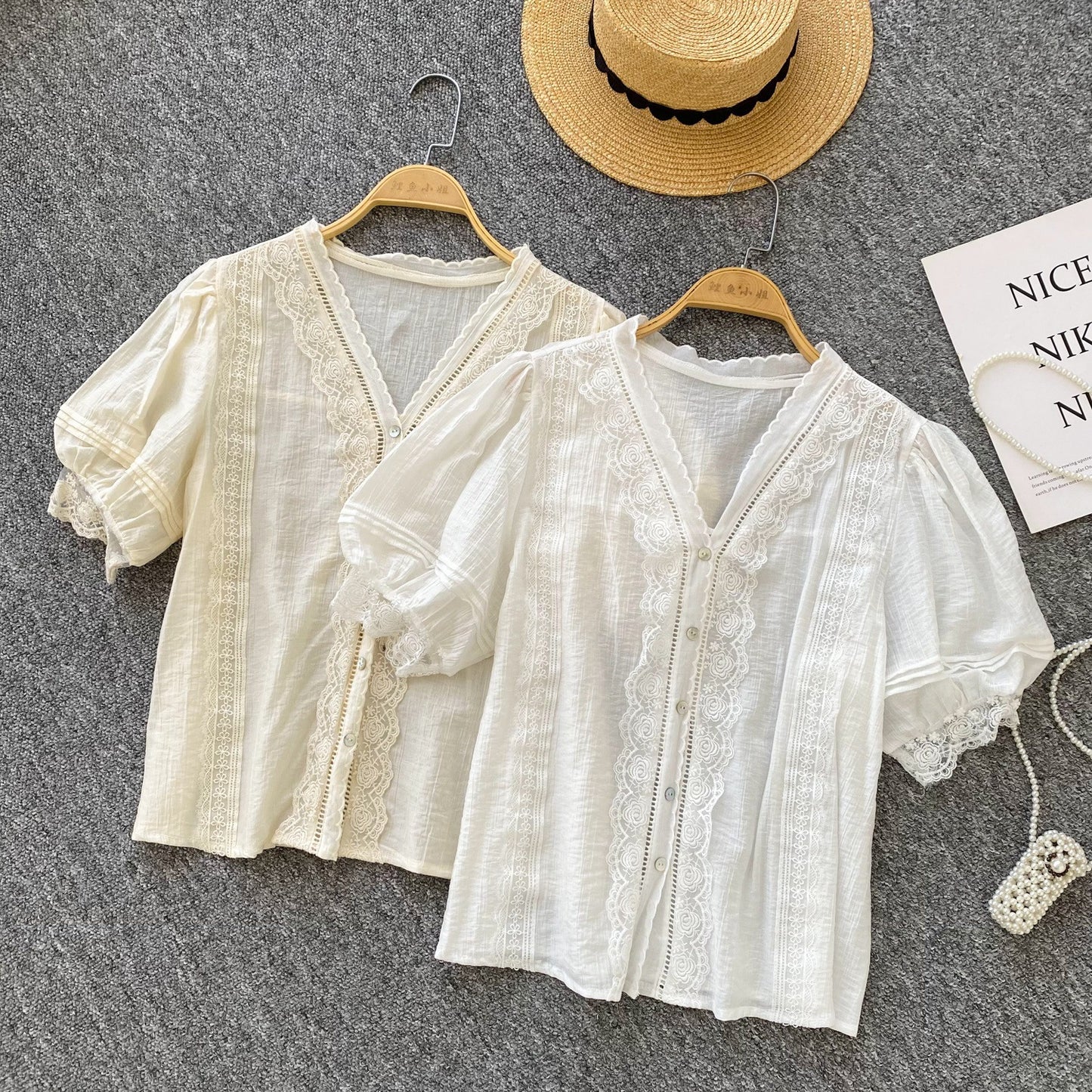 A Versatile Shirt Women's Summer Foreign Style Lace Splicing V-Neck Bubble Sleeve Cardigan Shirt Top