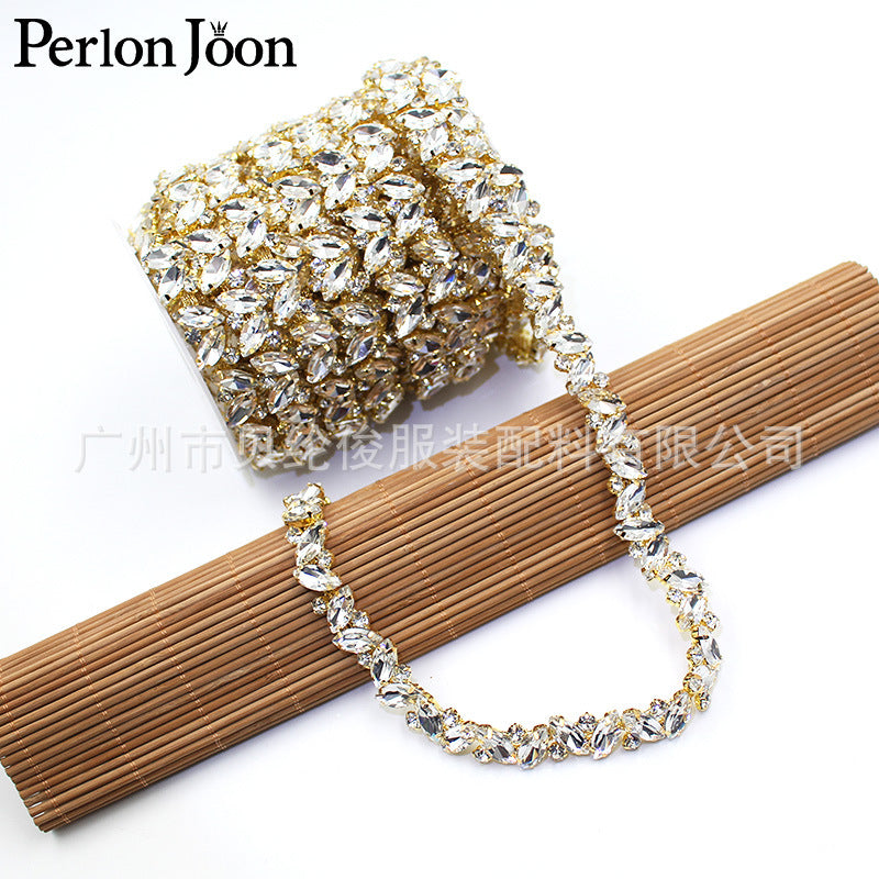 A gold and silver super flash leaf-shaped rhinestone chain clothing, shoe and hat accessories - Mixbatch