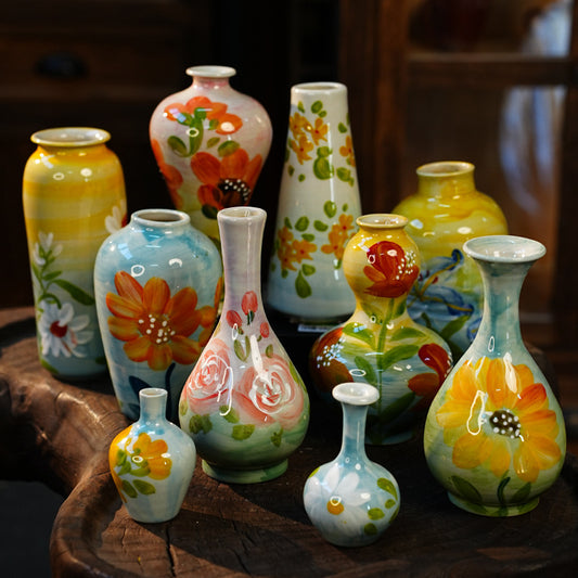 A Jingdezhen handmade oil painting vase dried flower home decoration TV cabinet ornament wine cabinet TV cabinet ceramic flower device