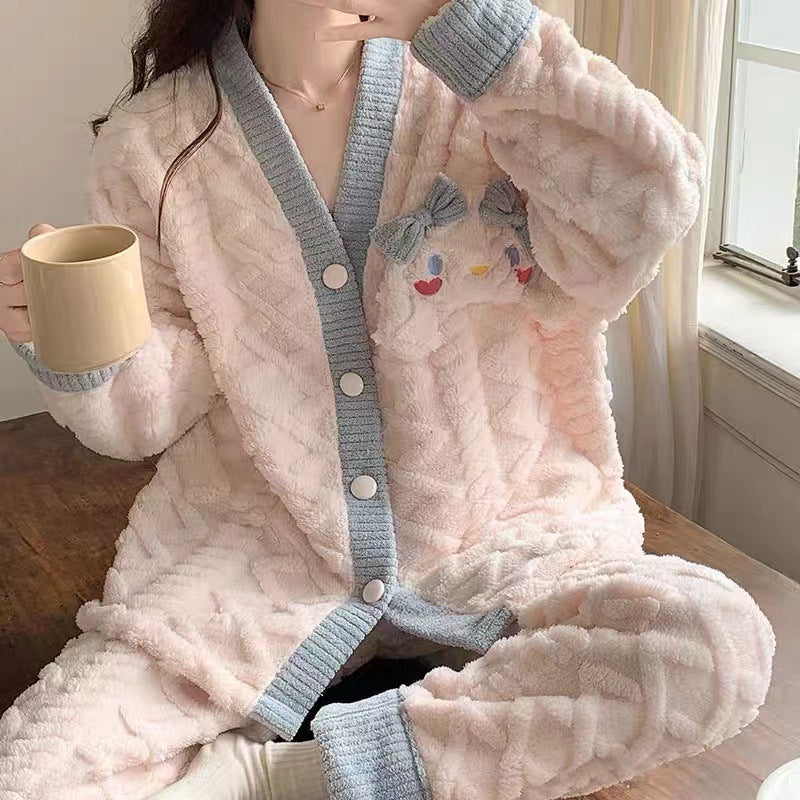A long sleeve thermal pajamas