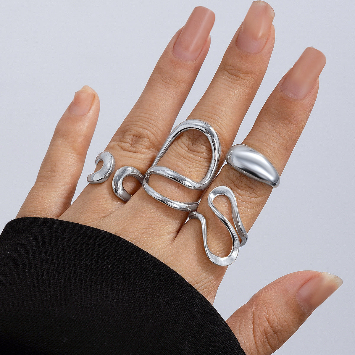A simple irregular ring jewelry