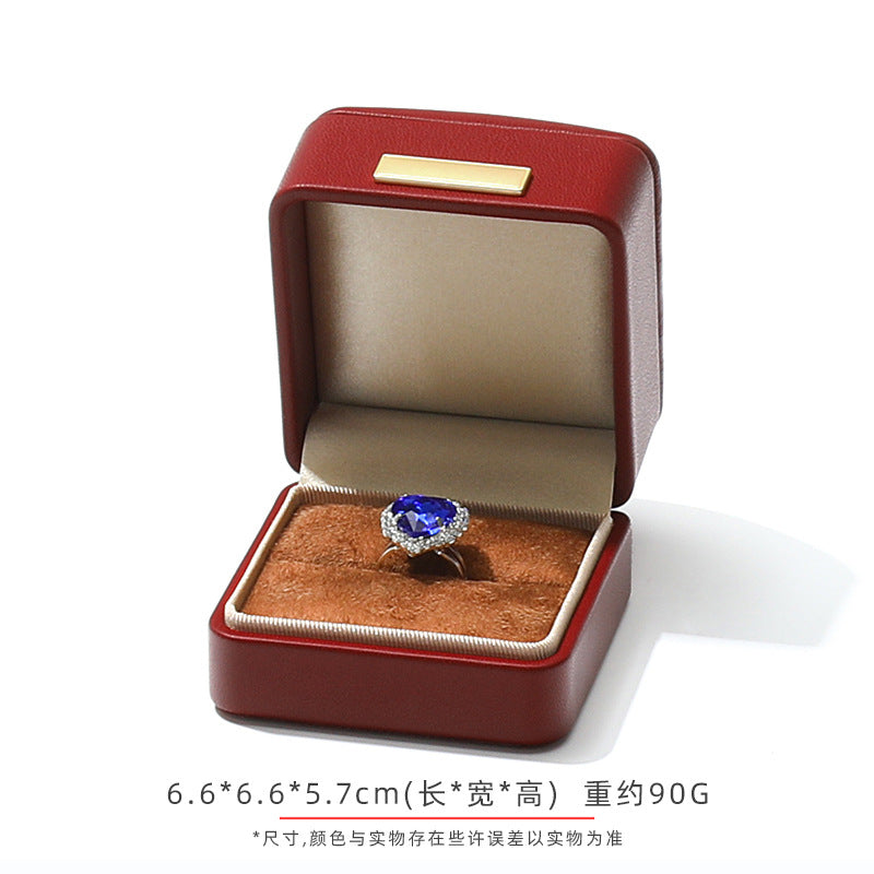 A Arched Leather Ring Jewelry Box