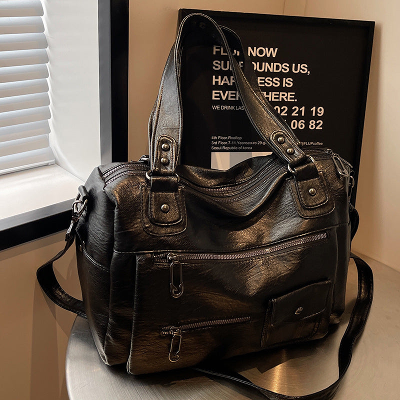 A handbag shoulder bag