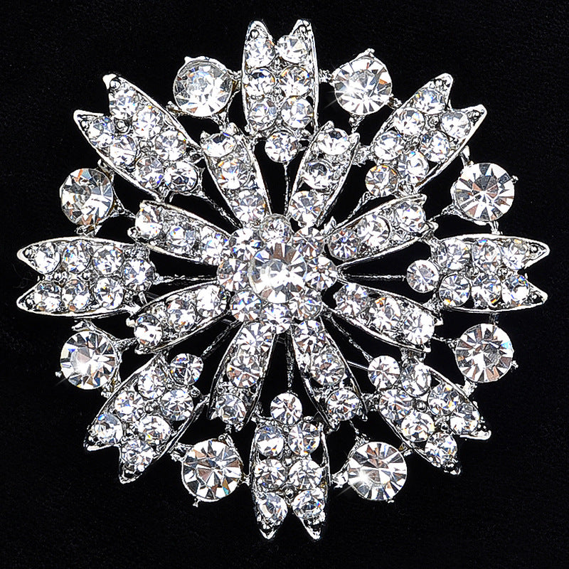A European and American round rhinestone corsage, bridal brooch, retro high-end simple full diamond pin wedding dress with accessories - Mixbatch