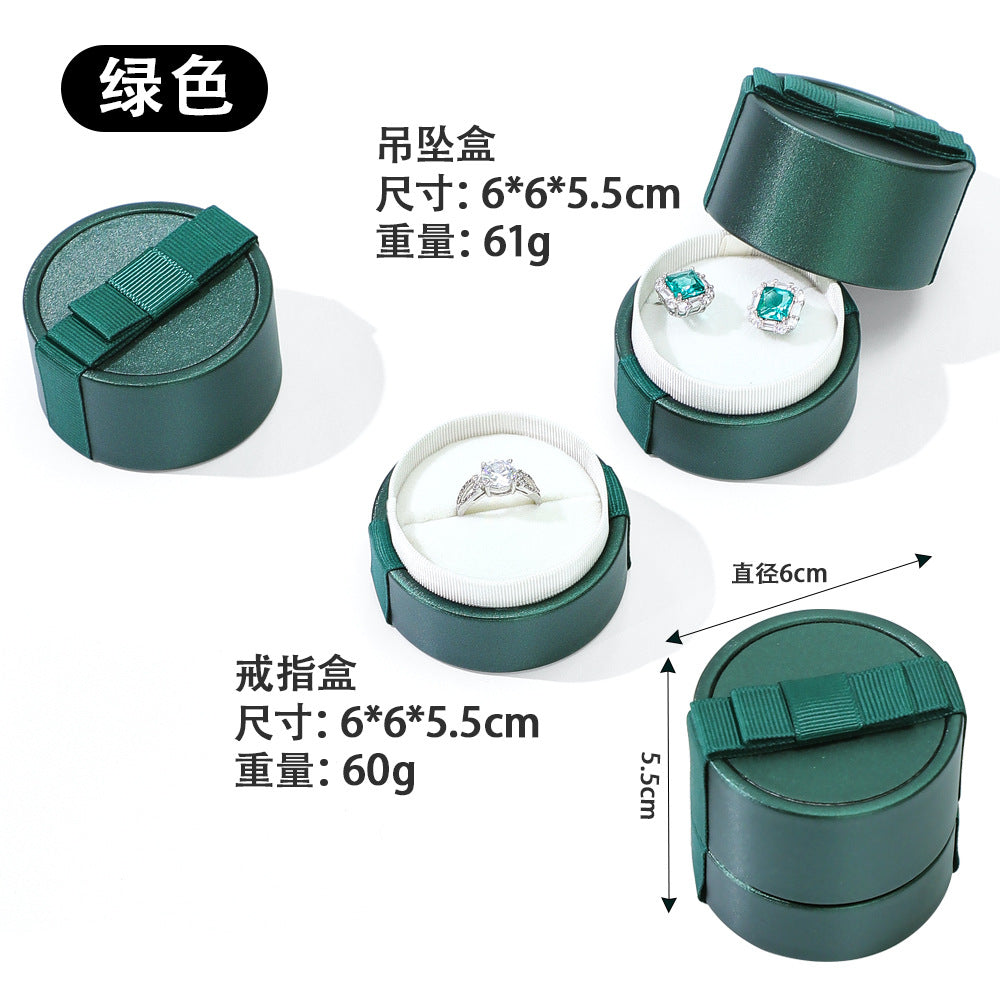 A Round Ribbon Bow Jewelry Box