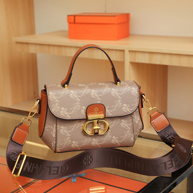 A small bag women's new Korean version of fashion temperament printing high sense niche versatile casual shoulder messenger bag