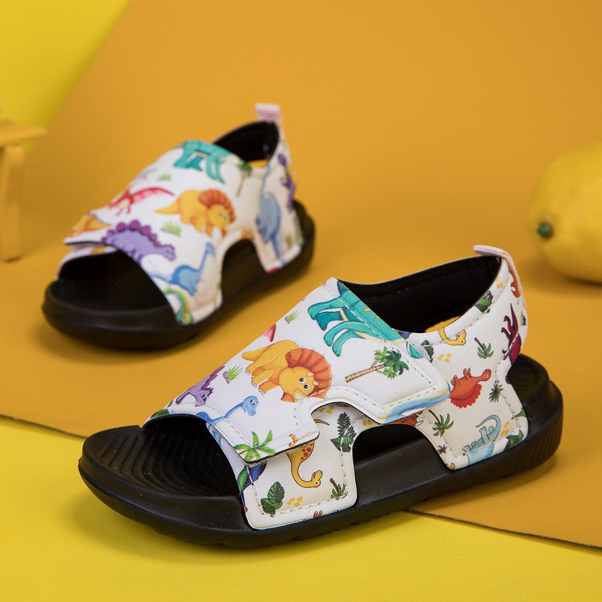 A Children's summer comfortable fashion casual lightweight breathable cute cartoon trend flat sports sandals - Mixbatch