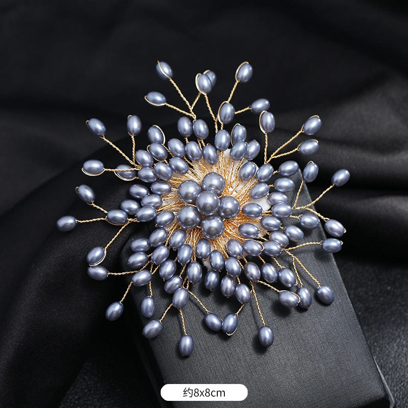 A elegant temperament luxury imitation pearl brooch women's fashion versatile snowflake pin high-end atmospheric corsage coat accessories - Mixbatch