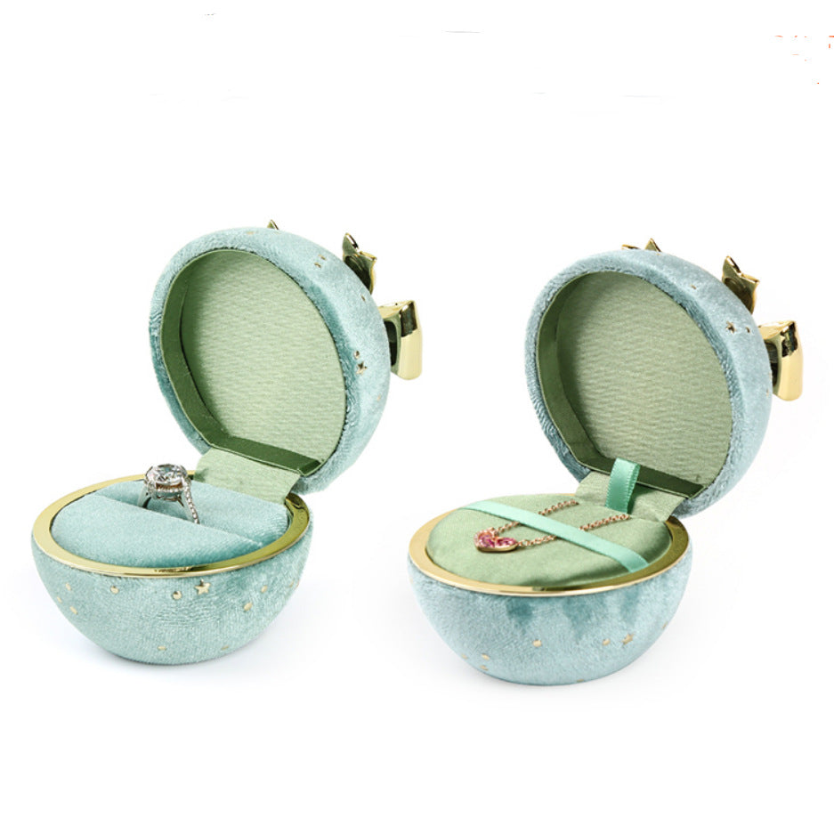 A Round Gypsy Flannel Jewelry Box