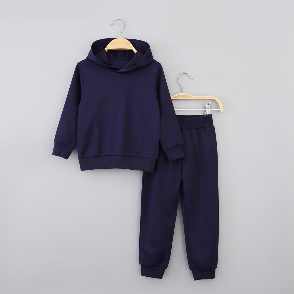 A children's long-sleeved trousers set
