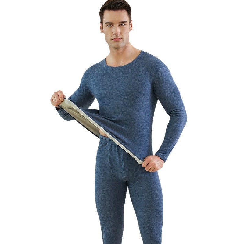A adult thermal underwear set