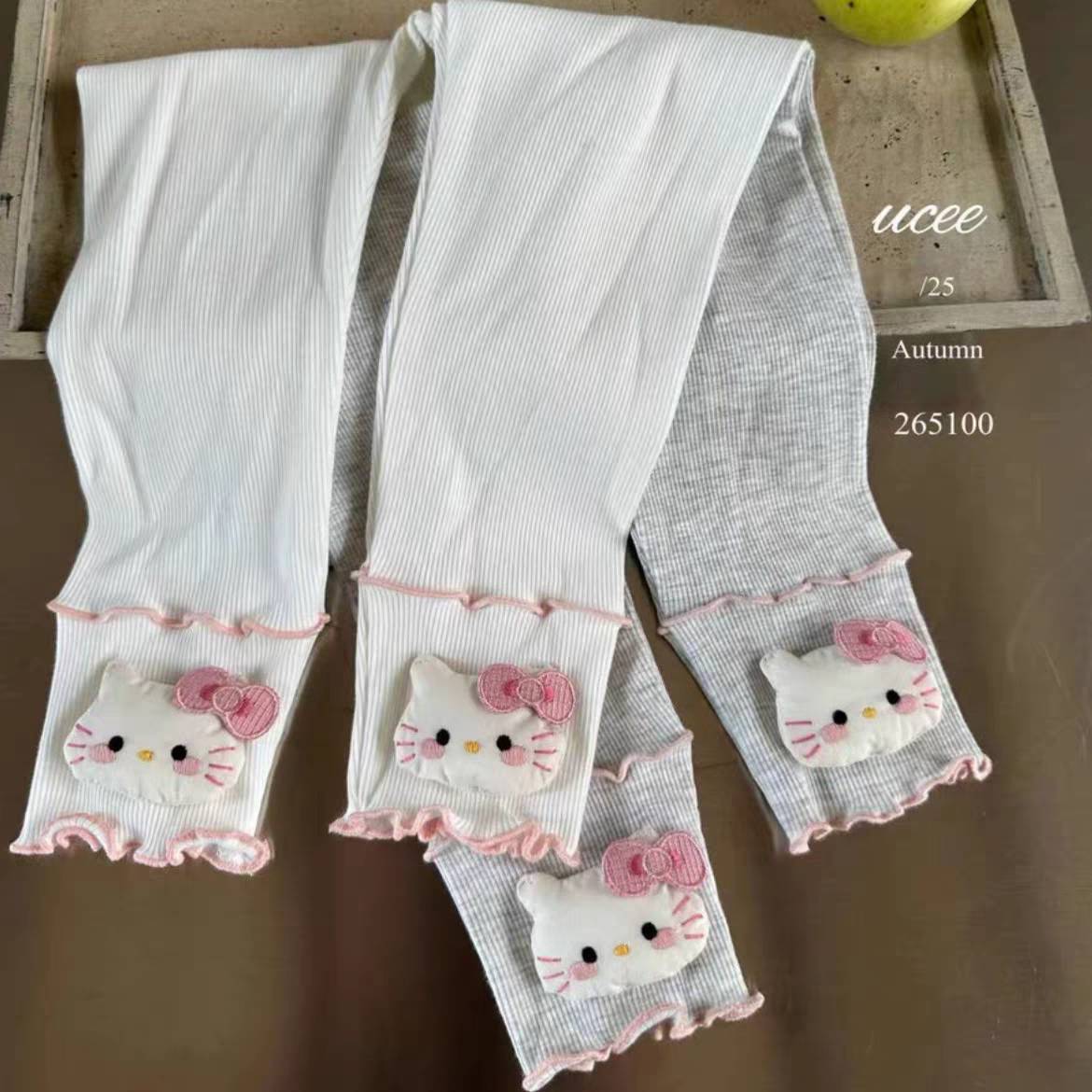 A Children's stretch slim-fit leggings