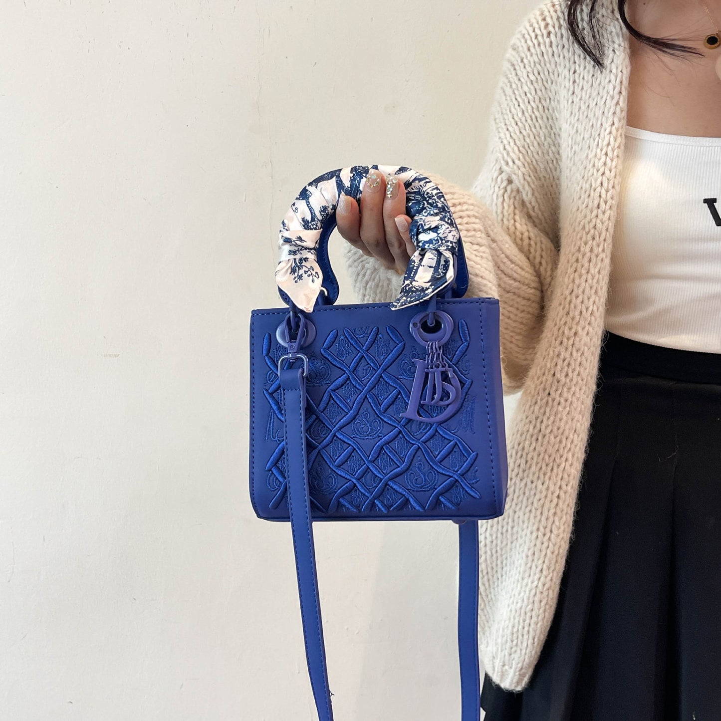 A bag with embroidery pattern