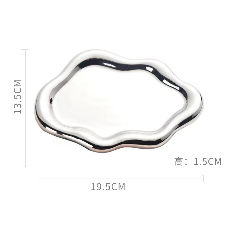 A tray ornament