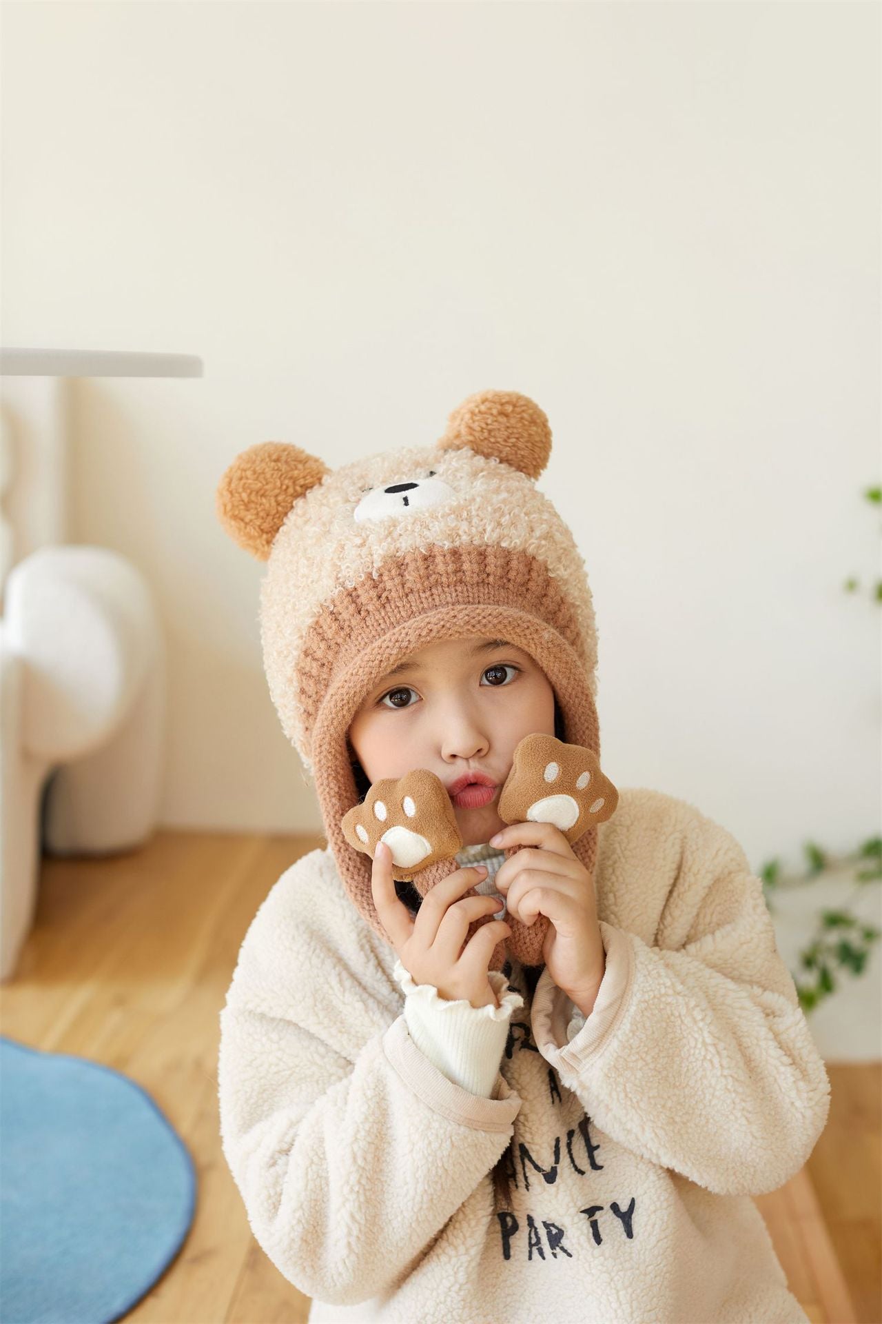 A children cute winter hat
