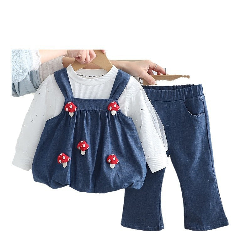 A Spring new vest three-piece baby long-sleeved children's clothes for 1-5 years old