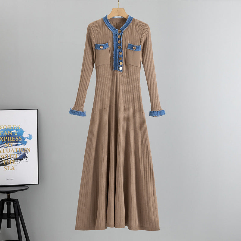 A long-sleeved autumn and winter dress