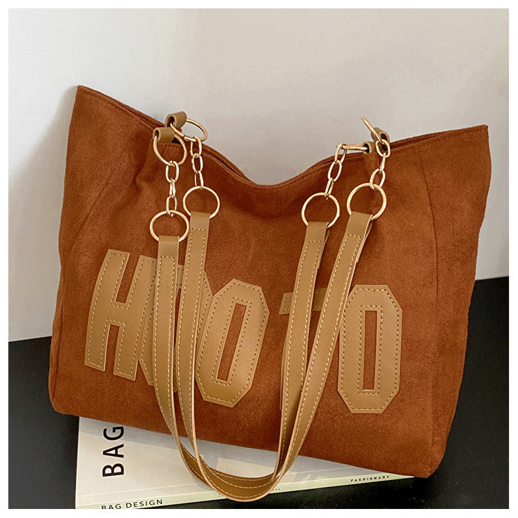 A new spring commuter tote bag