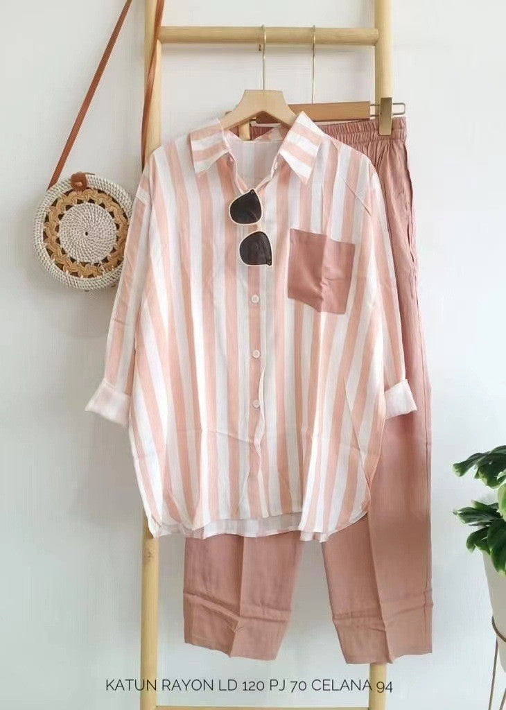 A large size women's clothing summer slightly fat MM fashion loose and thin comfortable casual striped suit