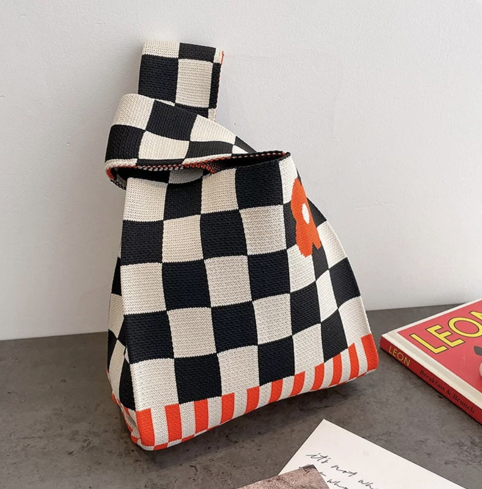 A small bag knit bag handbag
