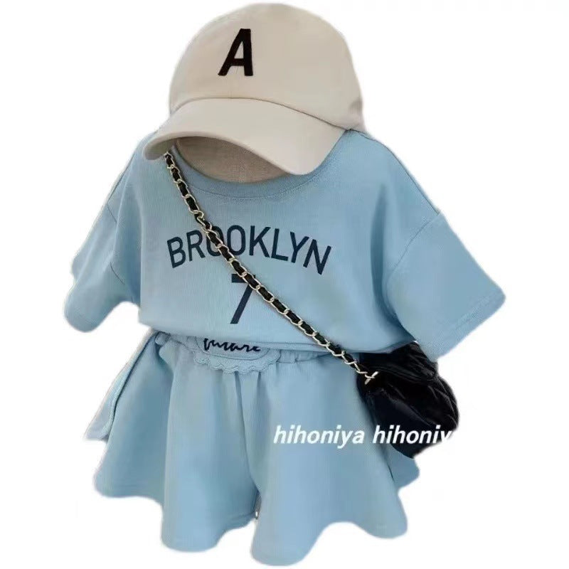 A new baby girl Korean version fashionable foreign style pure cotton short-sleeved T-shirt shorts two-piece set