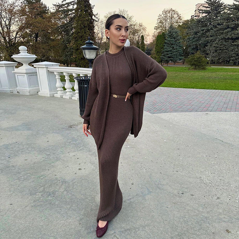 A knitted jacket skirt set with belt