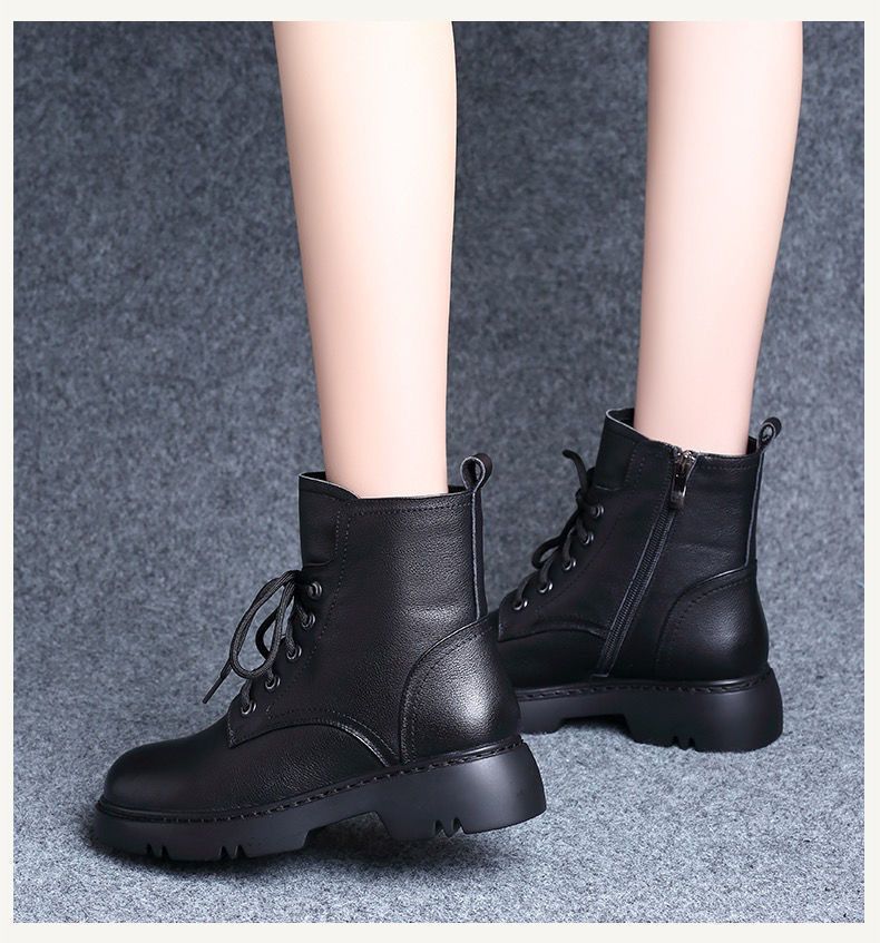 A lady's boot
