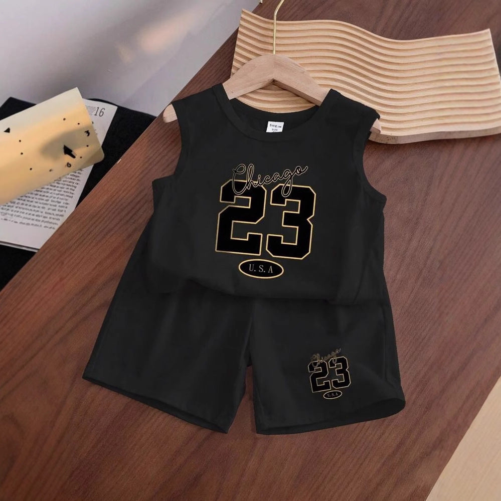 A European, American and foreign trade Amazon summer new hot sale No. 32 printed children's clothing set short-sleeved T-shirt shorts medium and old children