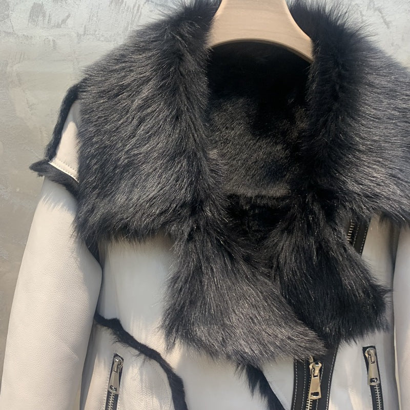 A short fur jacket