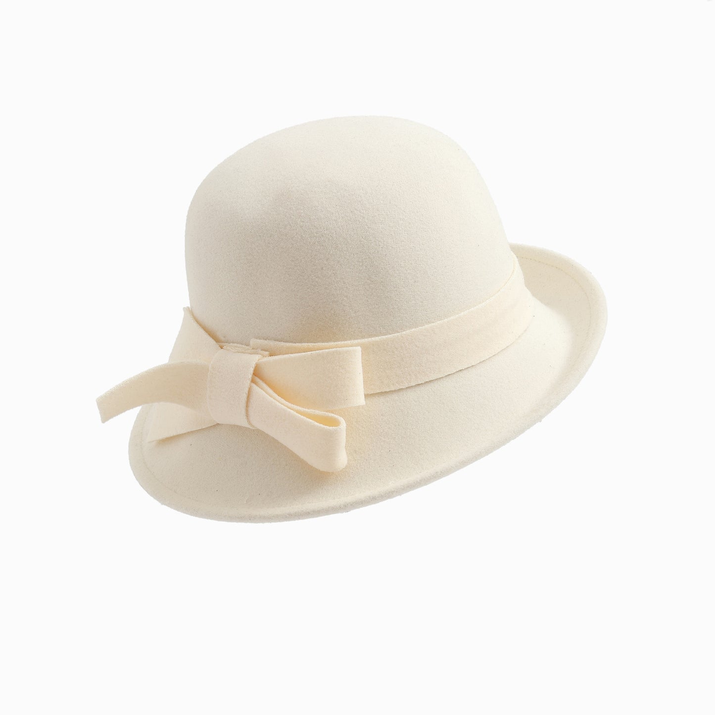 A lady's hat