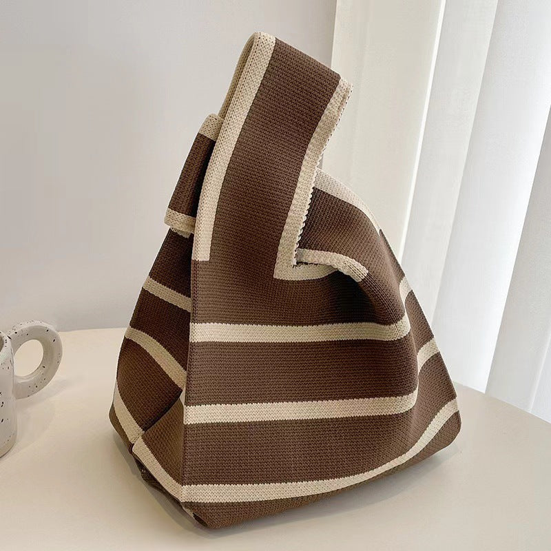 A Internet celebrity handbag women's knitted wool bucket bag Japanese and Korean version versatile hand carry casual tote bag box lunch bag y