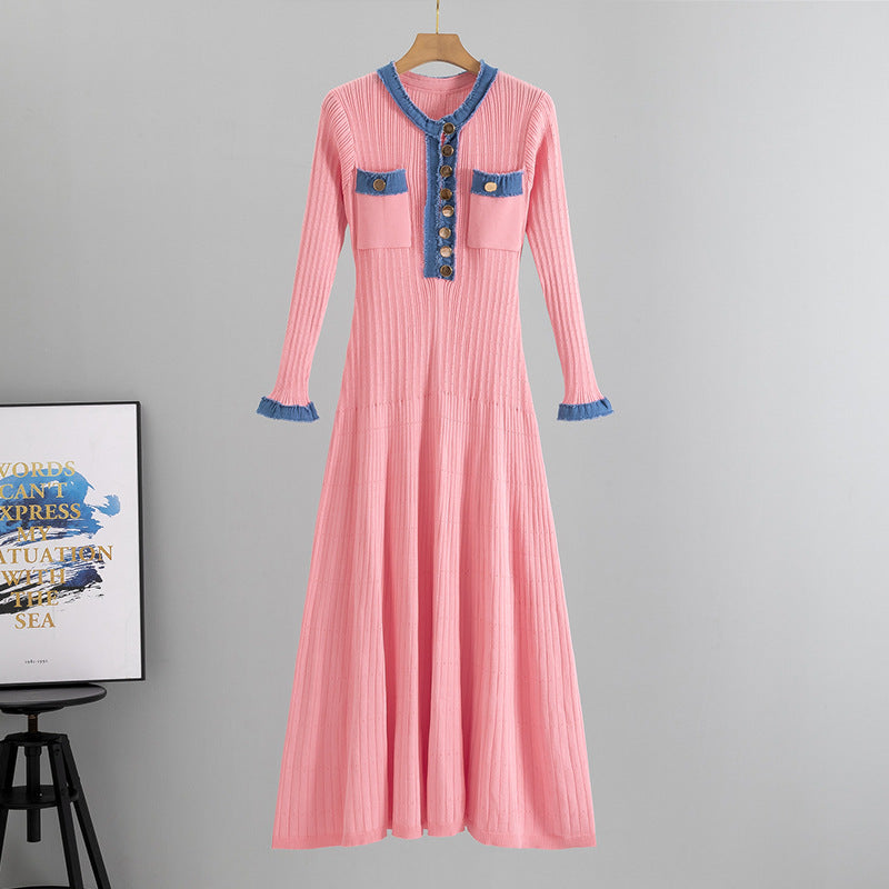 A long-sleeved autumn and winter dress