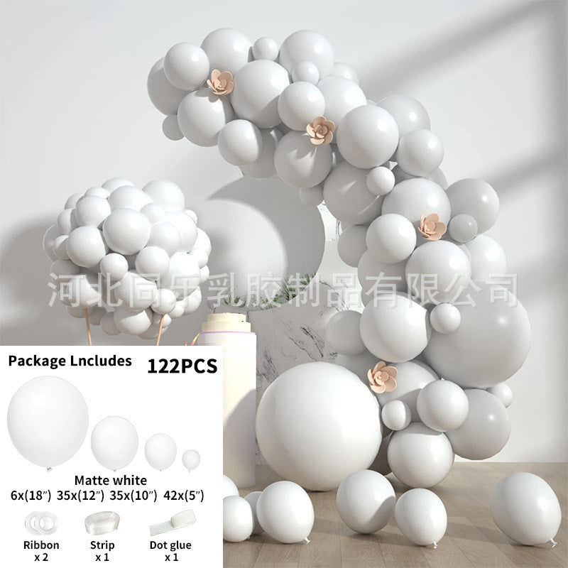 A latex balloon set