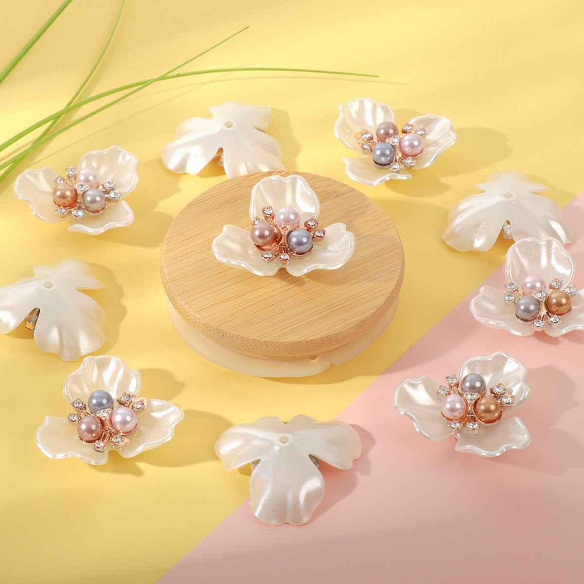 A three-leaf imitation shell petals three pearls flower heart accessories, resin flower plate DIY jewelry accessories wholesale - Mixbatch