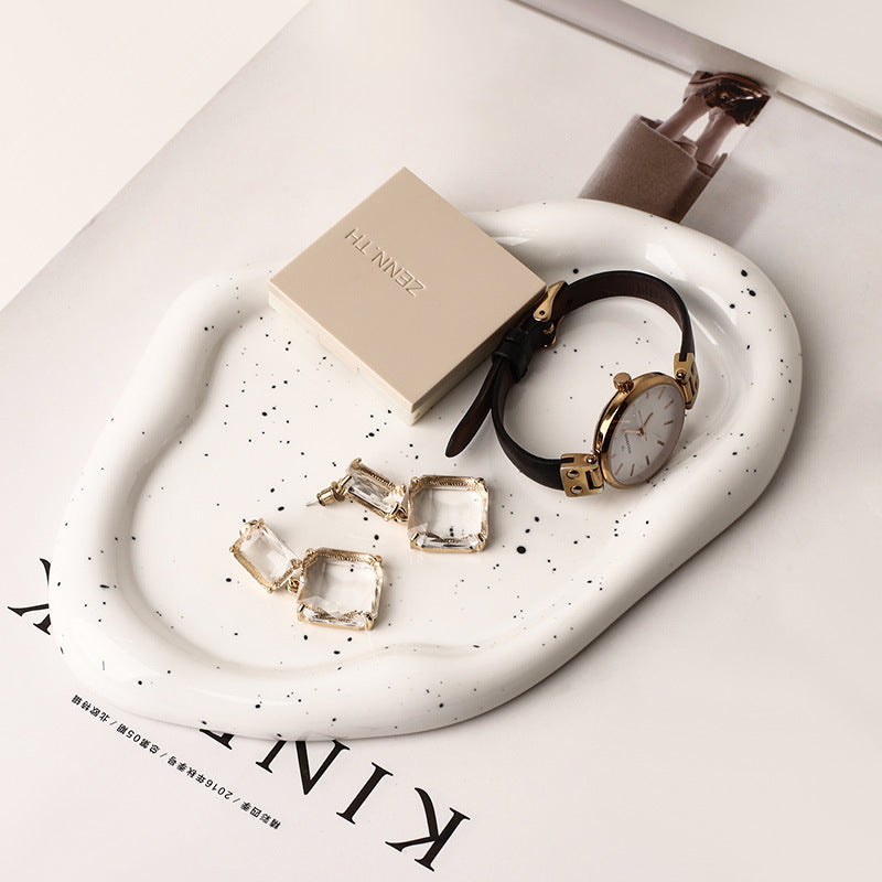 A Creative light luxury decorative tray Ceramic storage tray Fruit snack tray Coffee table jewelry tray Cross-border hot mining