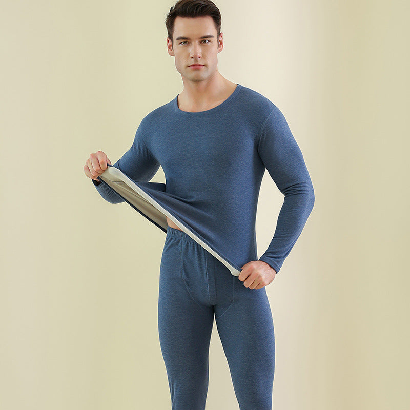A adult thermal underwear set