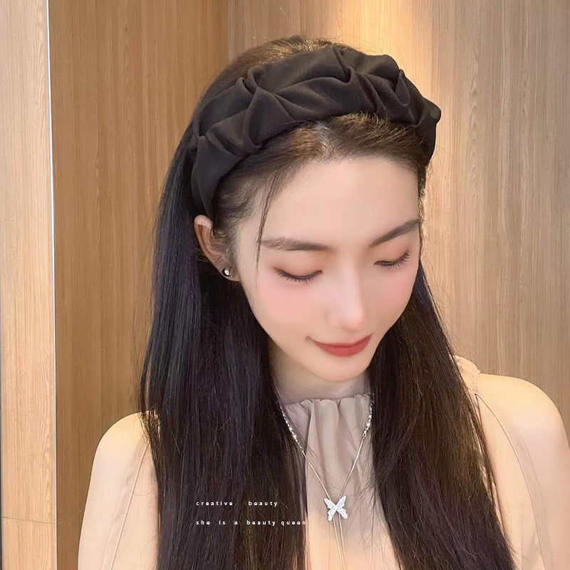 A high-grade pleated wide-edge hairpin headband, high cranial top pressure hair bundle, autumn and winter face wash headband
