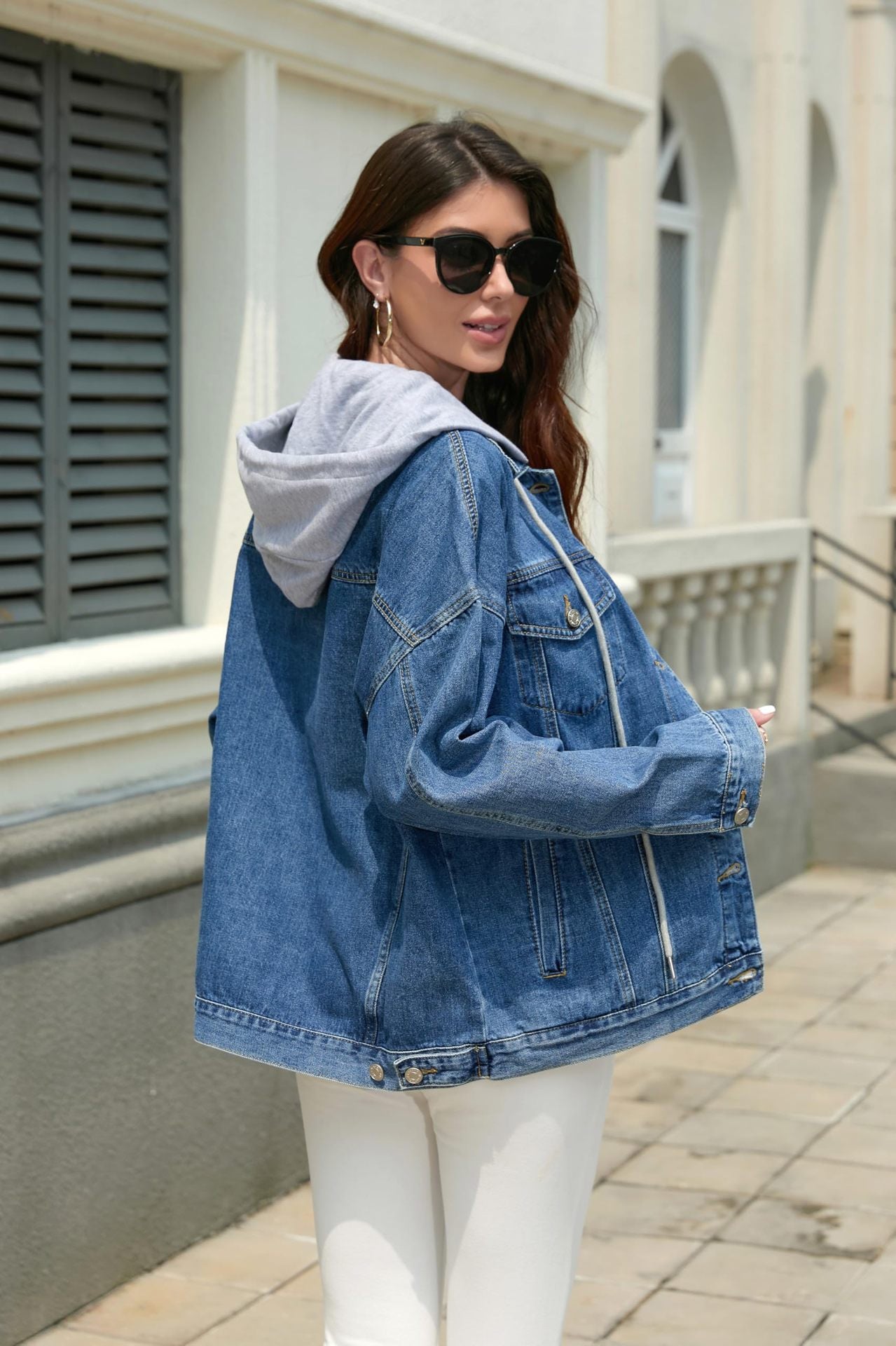A denim jacket fashion oversized loose women denim jacket versatile